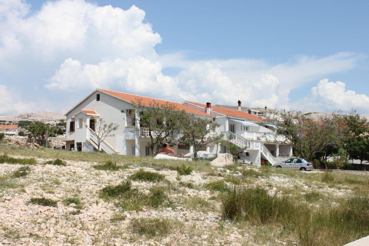 Apartments By The Sea Kustici, Pag - 6355 Exteriör bild