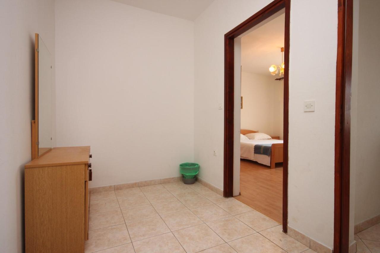 Apartments By The Sea Kustici, Pag - 6355 Exteriör bild