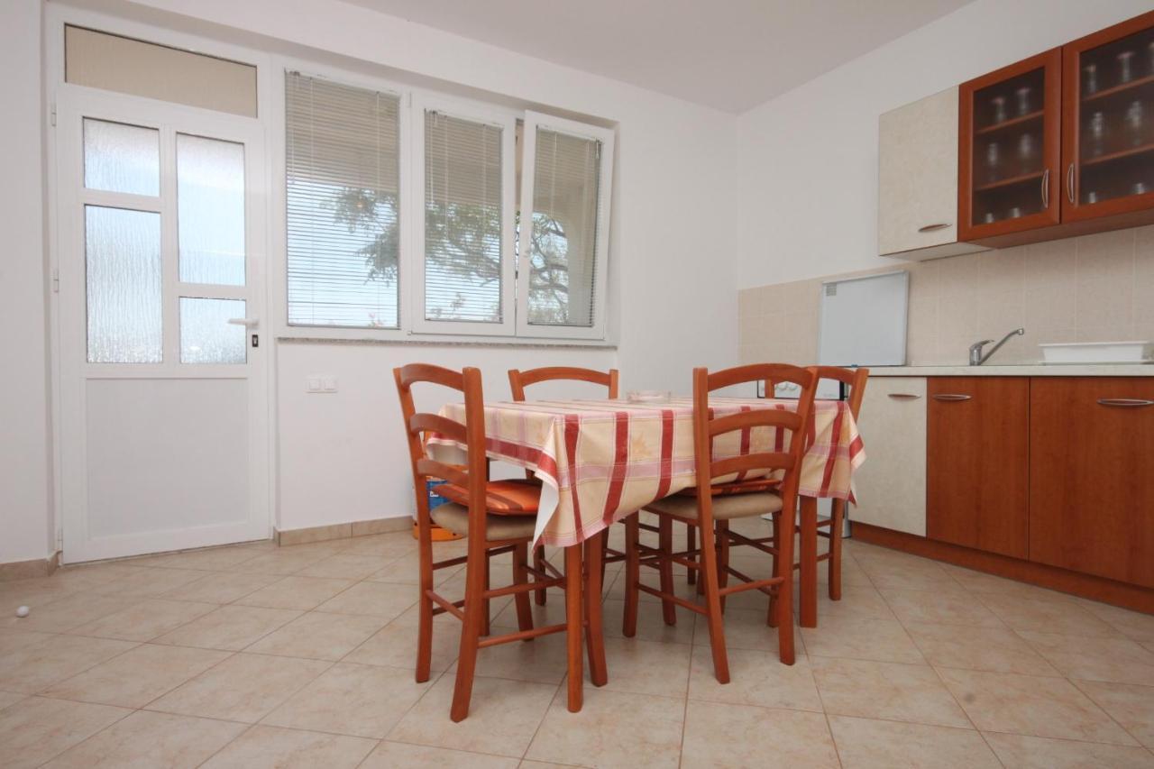 Apartments By The Sea Kustici, Pag - 6355 Exteriör bild